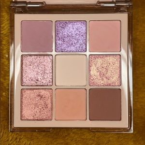 Huda Beauty Nude Mini Palette